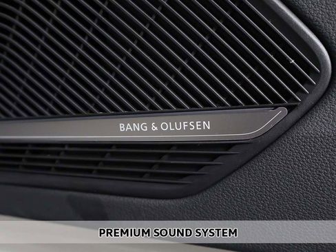 Used 2023 Audi A4 2.0T Premium Plus w/ Premium Plus Package image 5