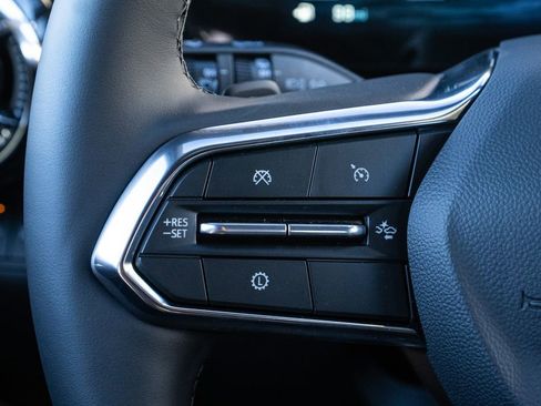 New 2026 Chevrolet Equinox LT image 16