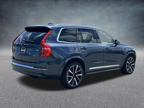 Used 2023 Volvo XC90 B6 Plus w/ Protection Package AWD/4WD image 5