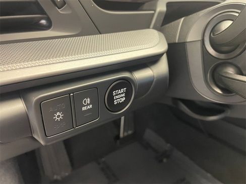 Certified 2025 Porsche 911 Carrera image 15