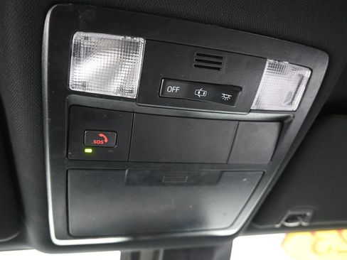 Used 2023 Toyota Tacoma TRD Sport AWD/4WD image 31