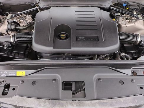 Used 2021 Land Rover Discovery S R-Dynamic image 27