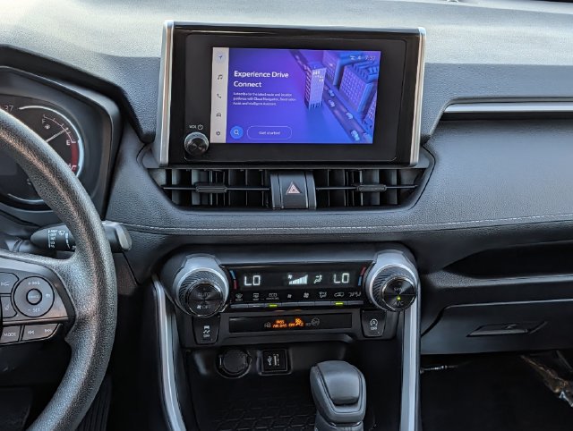 Used 2025 Toyota RAV4 XLE FWD image 14