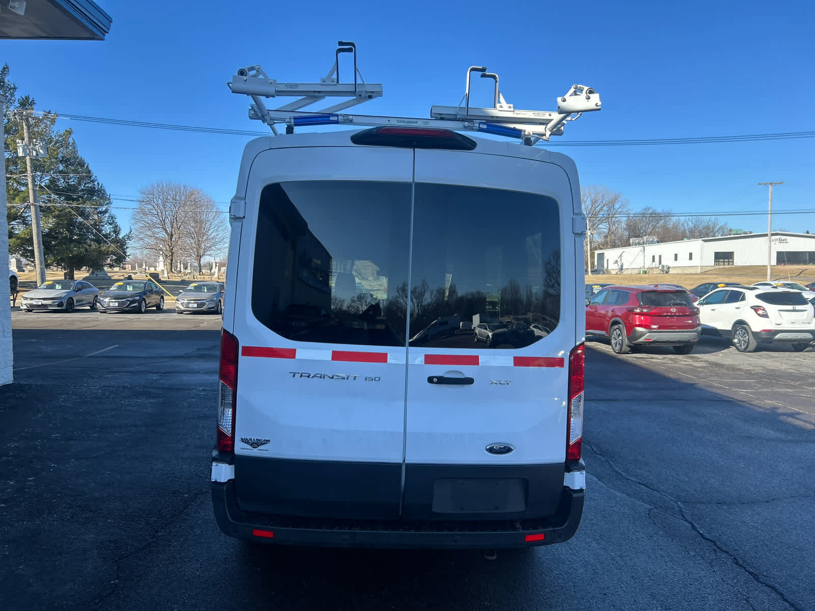 Used 2019 Ford Transit 150 XLT RWD image 4