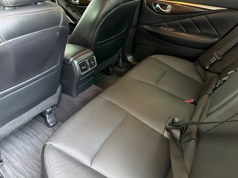 Used 2018 INFINITI Q50 Luxe w/ Sensory Package (Luxe) AWD/4WD image 13