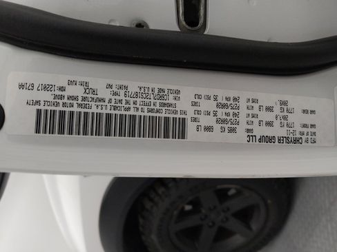 Used 2012 RAM 1500 Big Horn w/ Remote Start & Security Group image 32