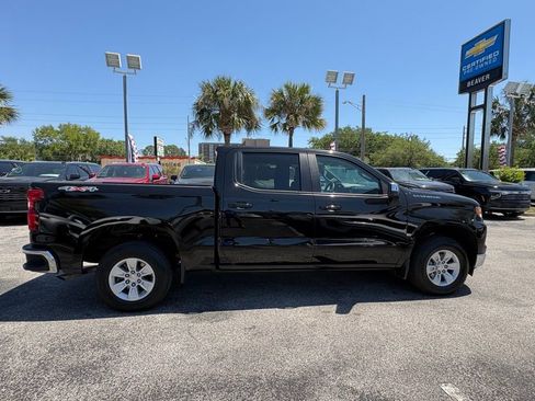 Used 2025 Chevrolet Silverado 1500 LT AWD/4WD image 8