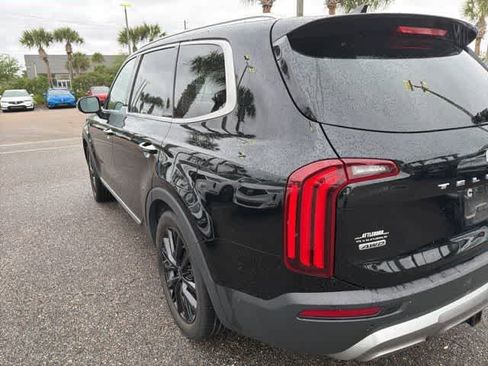 Used 2022 Kia Telluride SX w/ SX Prestige Package image 7