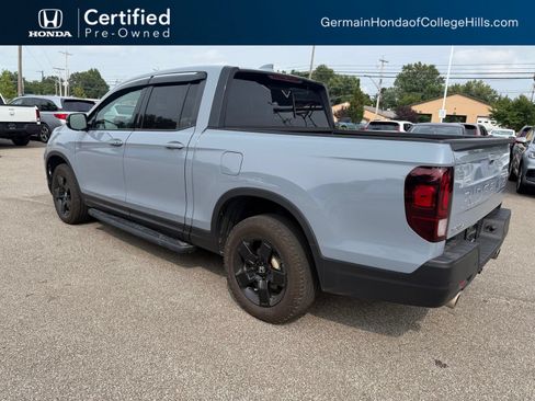 Used 2025 Honda Ridgeline Black Edition image 7