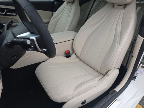 New 2026 Mercedes-Benz CLE 300 4MATIC Coupe image 22