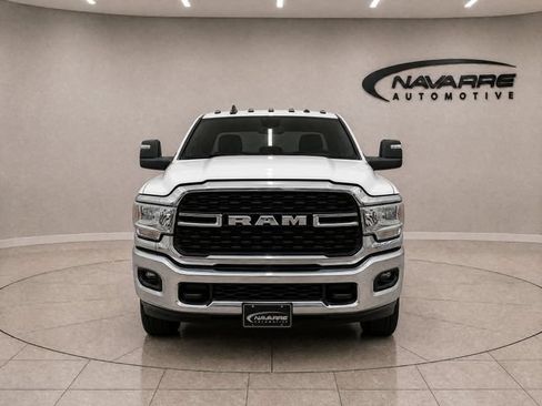 Used 2024 RAM 3500 Big Horn AWD/4WD image 2