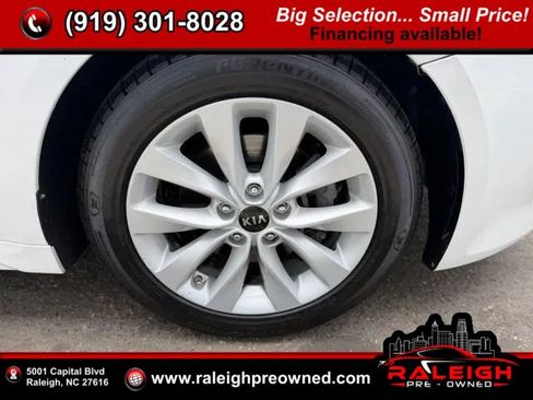 Used 2016 Kia Optima EX w/ Premium Package image 41