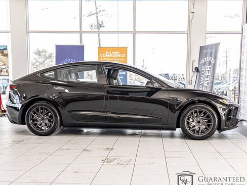 Used 2025 Tesla Model 3 Long Range RWD image 10