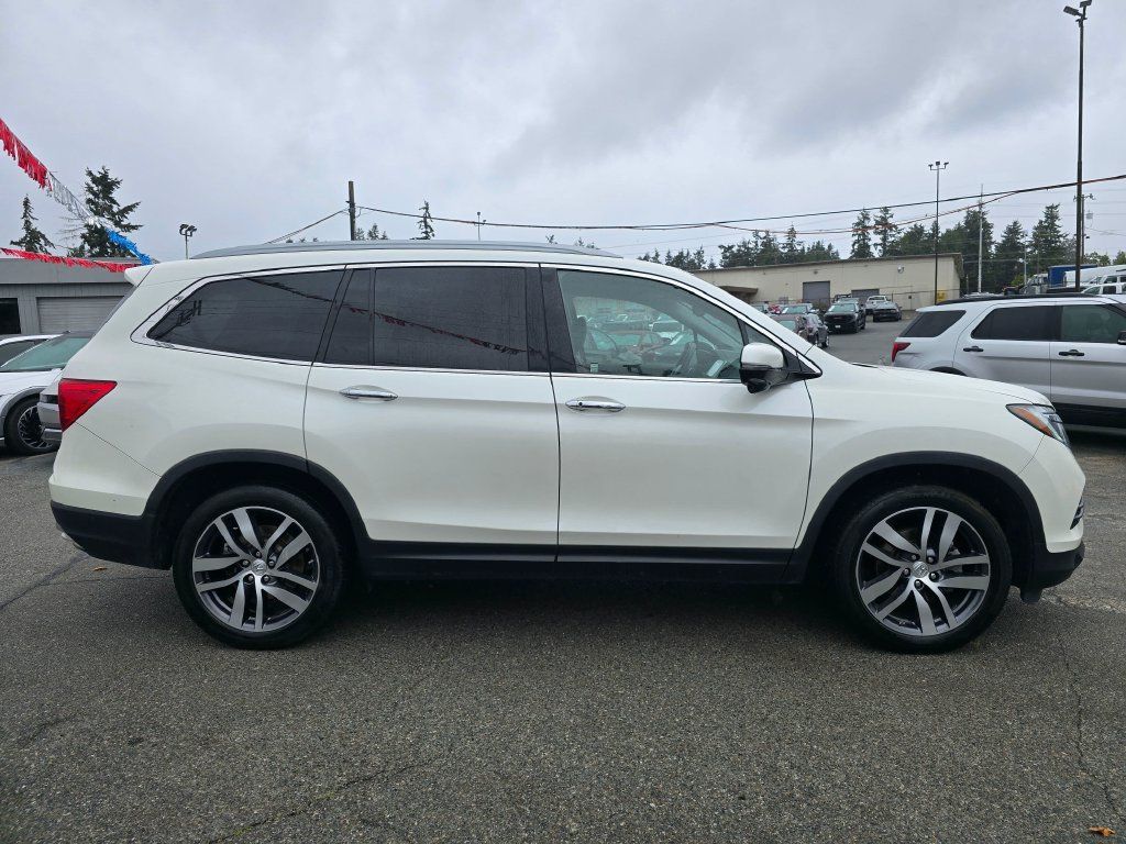 Used 2017 Honda Pilot Touring image 5