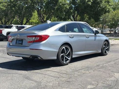 Used 2019 Honda Accord Sport image 5