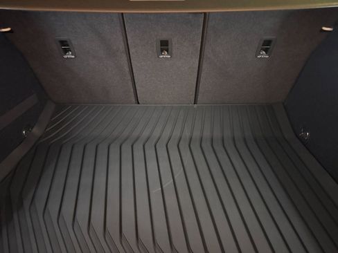 New 2025 Audi Q6 e-tron Premium Plus image 14