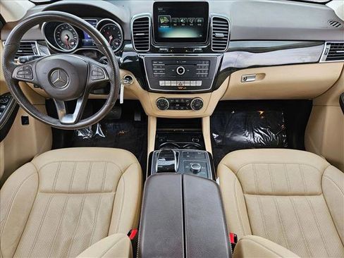 Used 2017 Mercedes-Benz GLE 350 4MATIC image 17