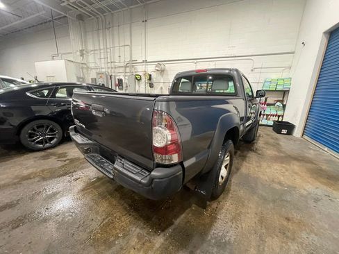 Used 2010 Toyota Tacoma 4x4 Regular Cab image 6