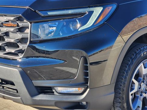 Used 2022 Honda Passport TrailSport image 9