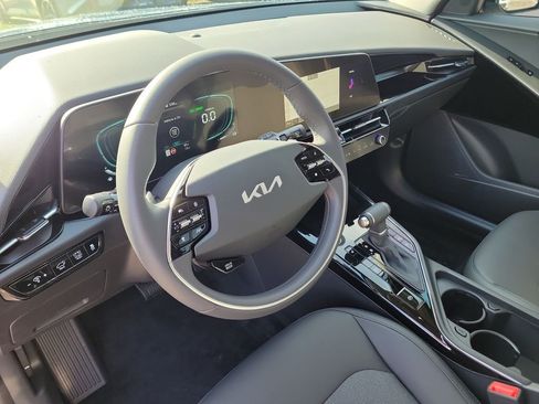 New 2026 Kia Niro EX w/ EX Premium Package FWD image 24