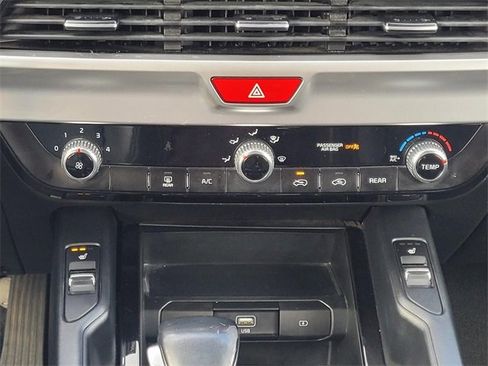 Used 2021 Kia Telluride S image 25