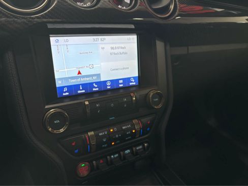 Used 2020 Ford Mustang Shelby GT500 w/ Technology Package RWD image 18