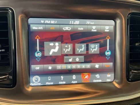Used 2019 Dodge Challenger R/T RWD image 17
