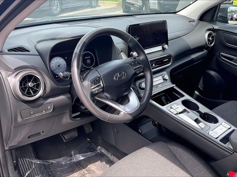 Used 2023 Hyundai Kona SEL FWD image 13