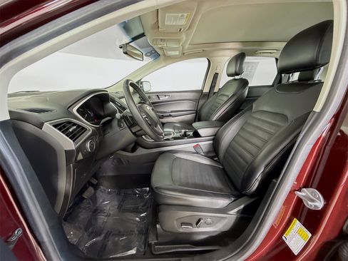 Used 2018 Ford Edge SEL w/ Equipment Group 201A image 21