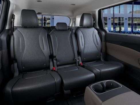 New 2026 Kia Carnival EX FWD image 16