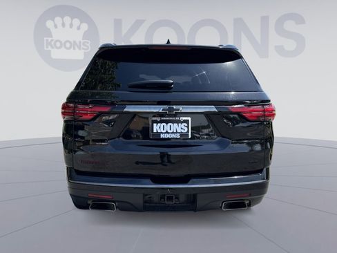 Used 2022 Chevrolet Traverse Premier w/ Redline Edition AWD/4WD image 5