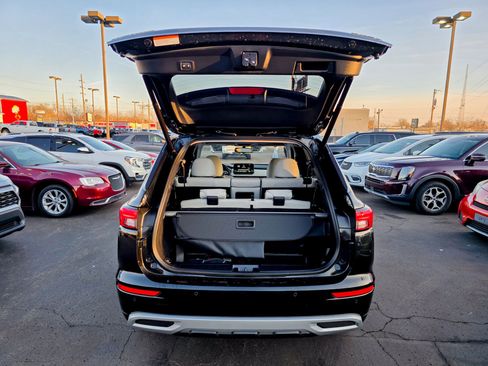 Used 2024 Mitsubishi Outlander SEL image 45