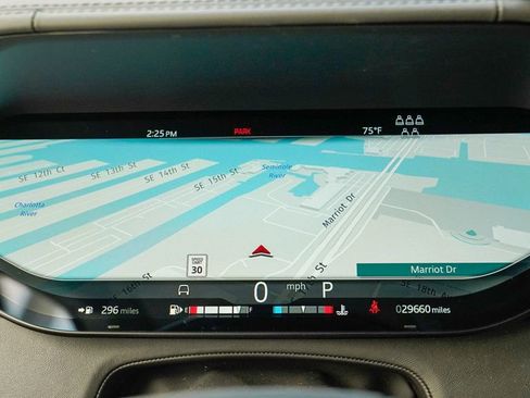 Used 2023 Land Rover Range Rover Long Wheelbase Autobiography image 46