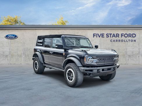 Used 2021 Ford Bronco Badlands image 1