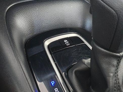 Used 2024 Toyota Corolla LE FWD image 27