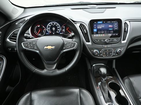 Used 2024 Chevrolet Malibu LT FWD image 22