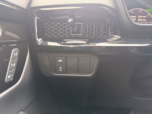 Used 2023 Honda CR-V Sport Touring image 28