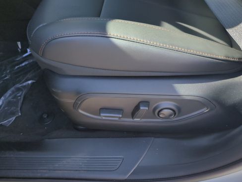 New 2026 Jeep Cherokee Limited AWD/4WD image 14