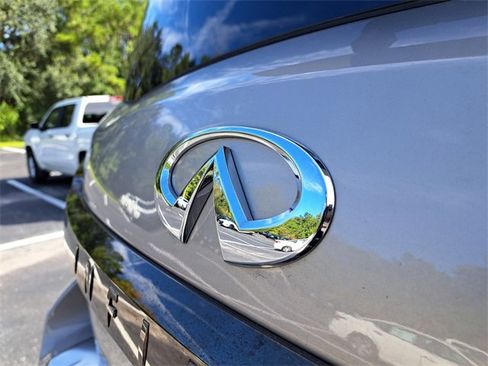 Used 2023 INFINITI QX80 Premium Select w/ Cargo Package image 7