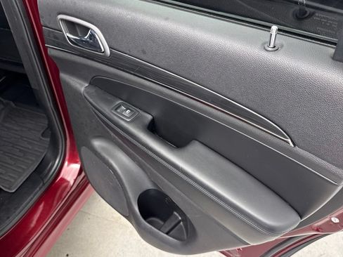 Used 2019 Jeep Grand Cherokee Limited X AWD/4WD image 37