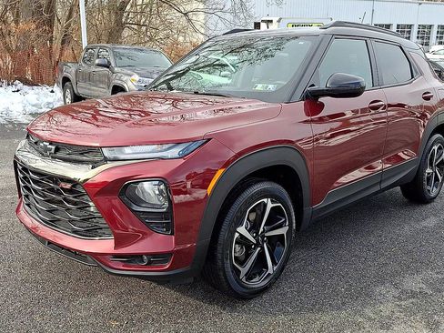 Certified 2023 Chevrolet TrailBlazer RS w/ Convenience Package image 4