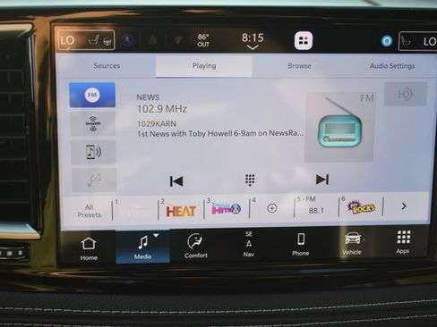 New 2027 Chrysler Pacifica Limited w/ Family Tech Group FWD image 26