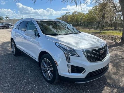 Used 2023 Cadillac XT5 Premium Luxury AWD/4WD image 3
