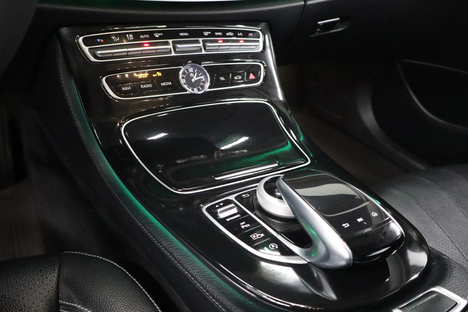 Used 2017 Mercedes-Benz E 300 4MATIC image 26
