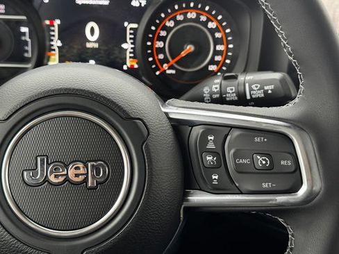 New 2026 Jeep Wrangler Unlimited Sahara AWD/4WD image 26
