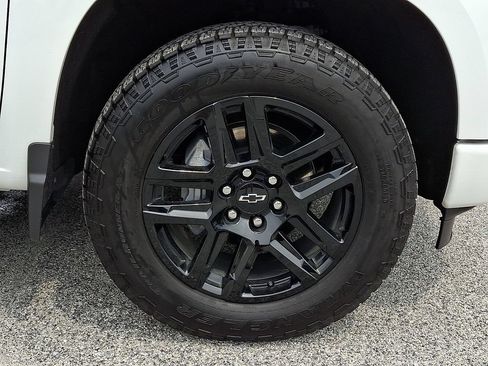 Certified 2026 Chevrolet Silverado 1500 RST w/ RST Select Package AWD/4WD image 11