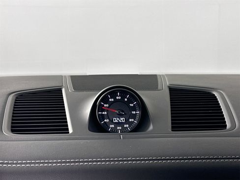 Certified 2023 Porsche Cayenne Turbo image 25