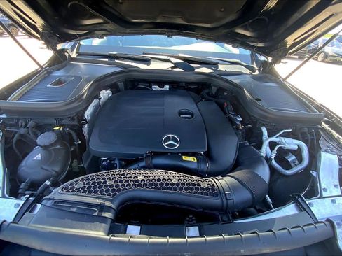 Used 2021 Mercedes-Benz GLC 300 image 31