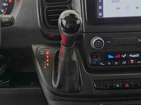 Used 2025 RAM ProMaster 2500 w/ Convenience Group image 21