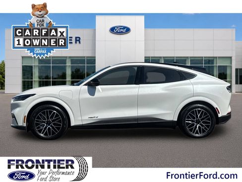 Used 2025 Ford Mustang Mach-E Premium RWD image 8